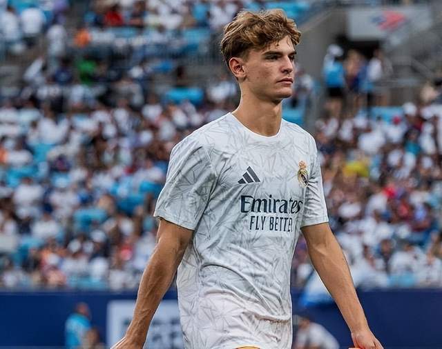 的观众席上 的观众席上