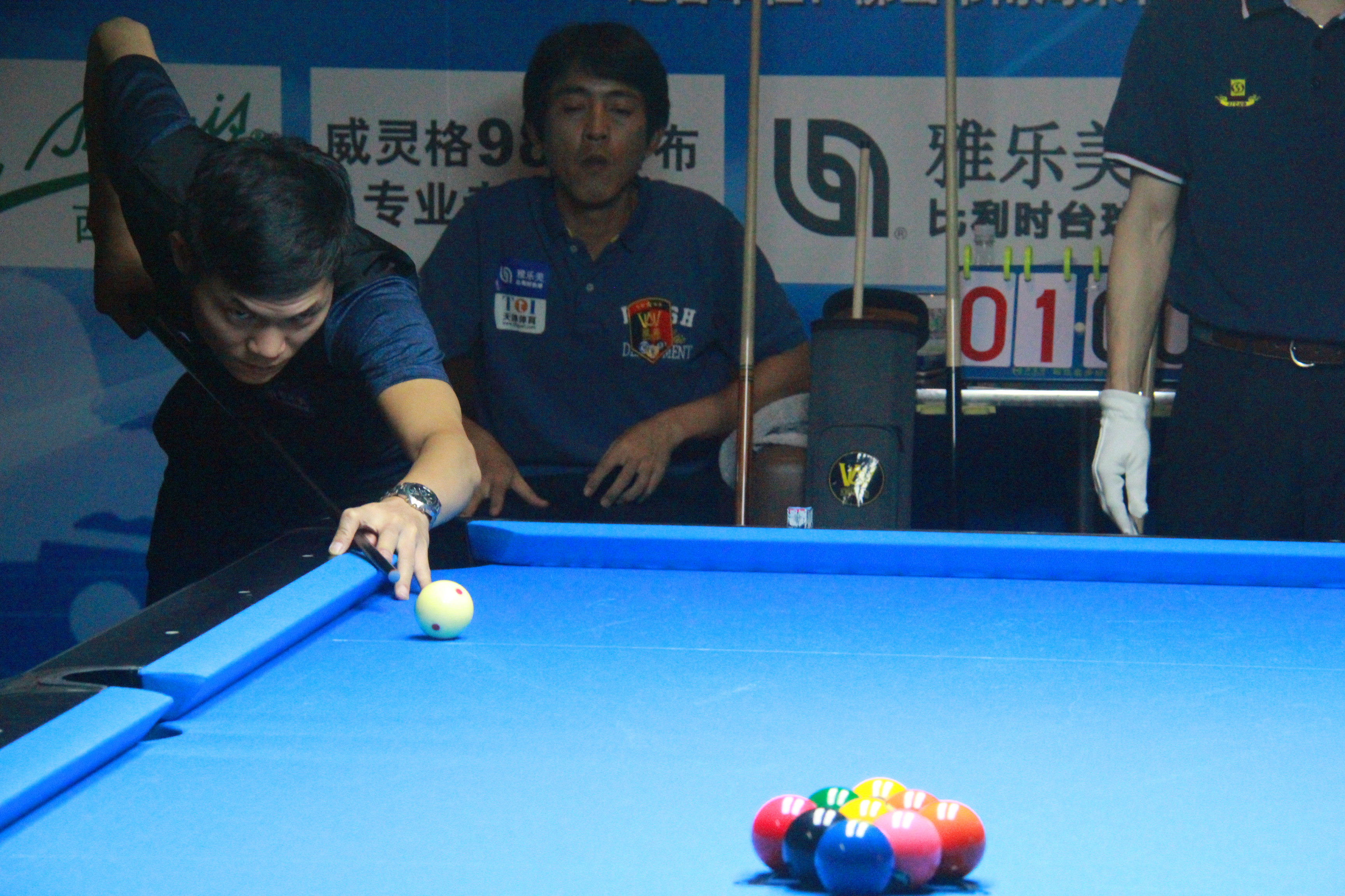 在篮球比赛 在篮球比赛